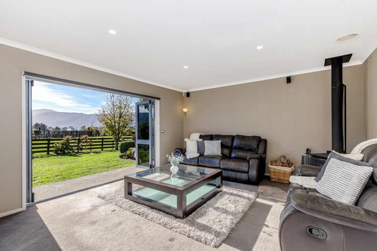 84 Gilbert Road Kaitoke_8