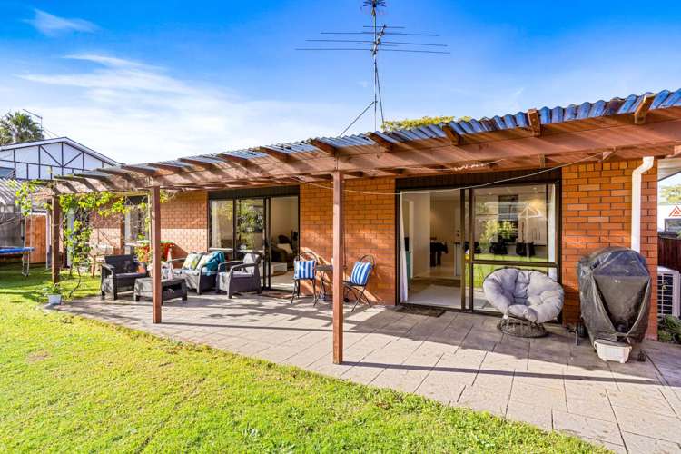 3 Evanda Crescent Conifer Grove_18