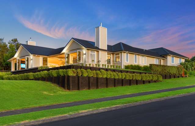 Architectural Elegance. Quietly Private.