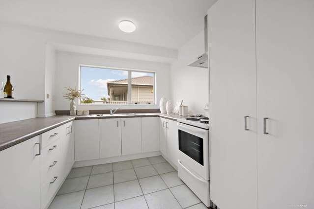 2/36 Elizabeth Drive West Harbour_4