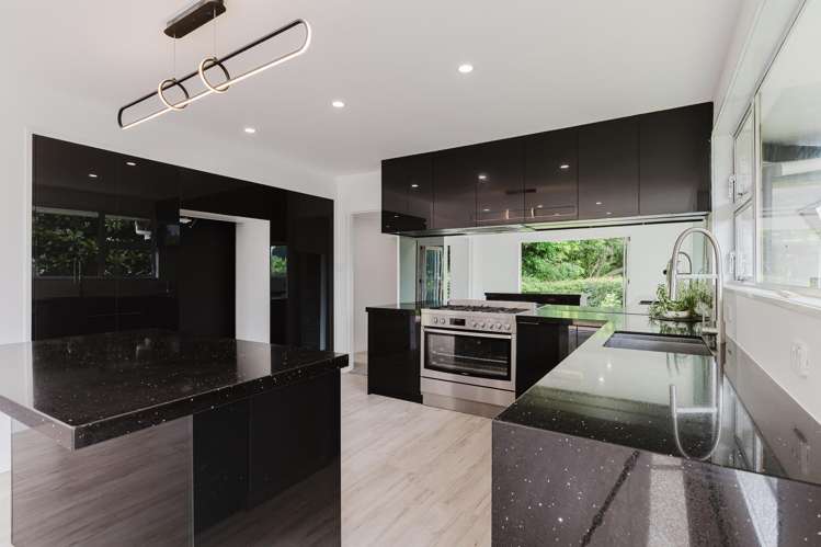 8 Sharon Place Awapuni_1