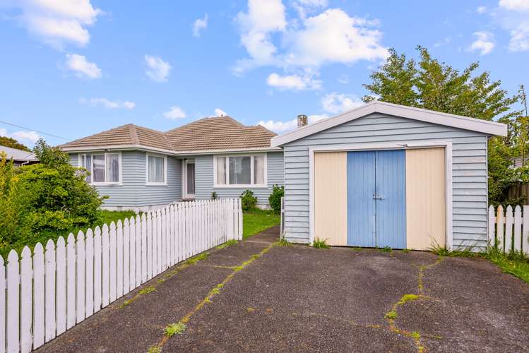 8 Middlesex Street Levin_1