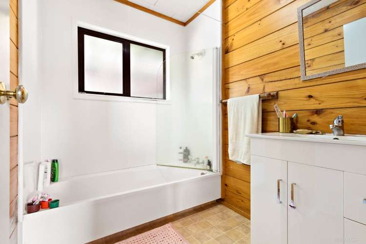 2/36a Tomo Street New Lynn_10