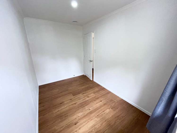 107 Kinross Street Blockhouse Bay_13