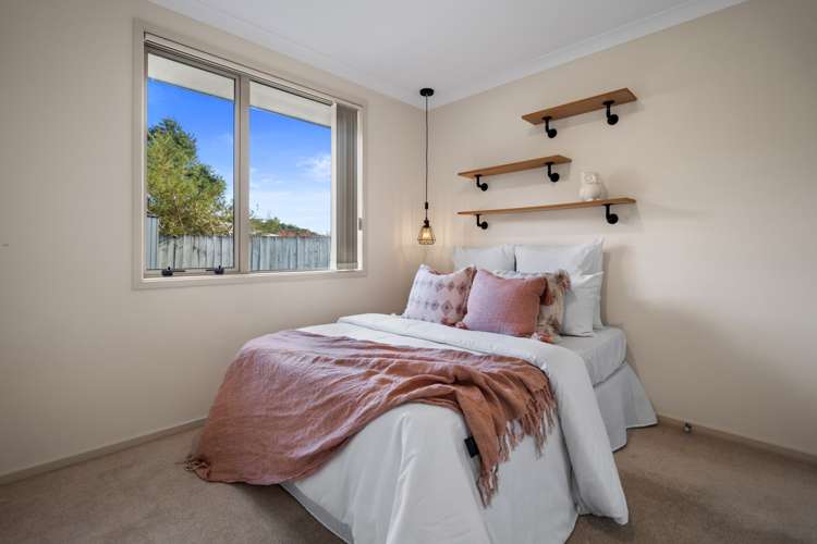 8 Bathurst Crescent Pyes Pa_14