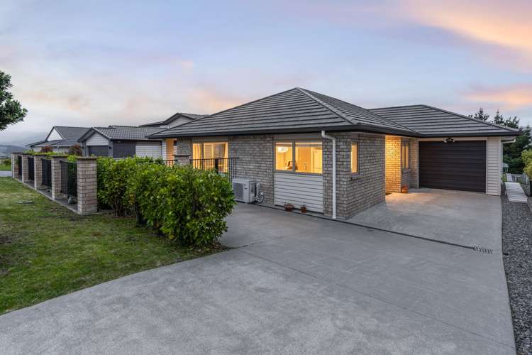 122 Endeavour Drive Whitby_11