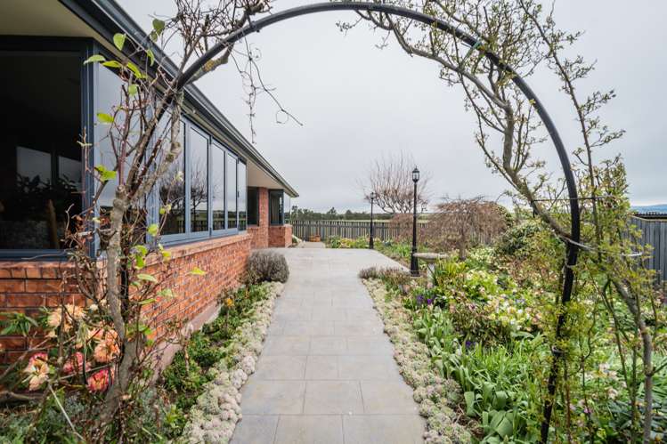 8 Hillview Place Pleasant Point_23