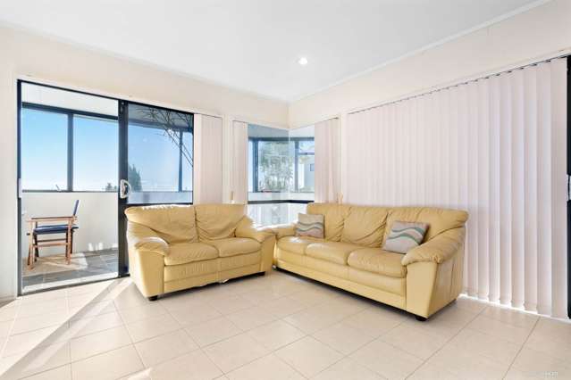 2/12 Anure Place Highland Park_4