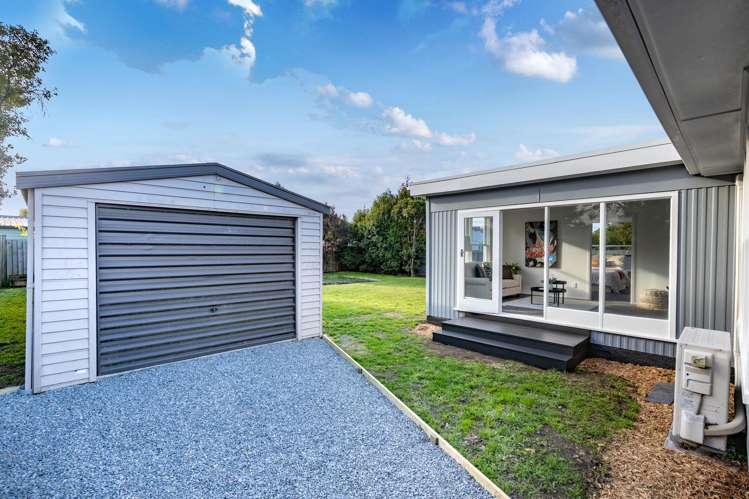 17 Doreen Street Aranui_16