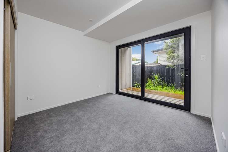 14 Kaaramuramu Lane Mangere Bridge_7