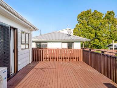 2/50 Panorama Road_3