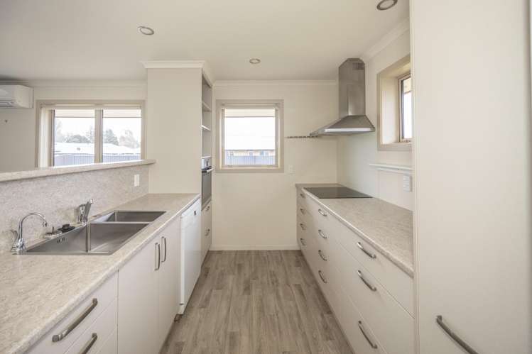 6 Stringer Crescent Waiareka Junction_3