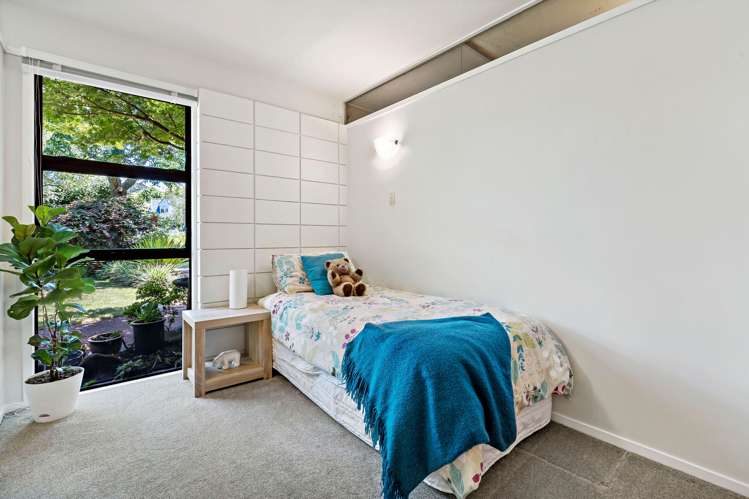 7 Helvetia Drive Browns Bay_20