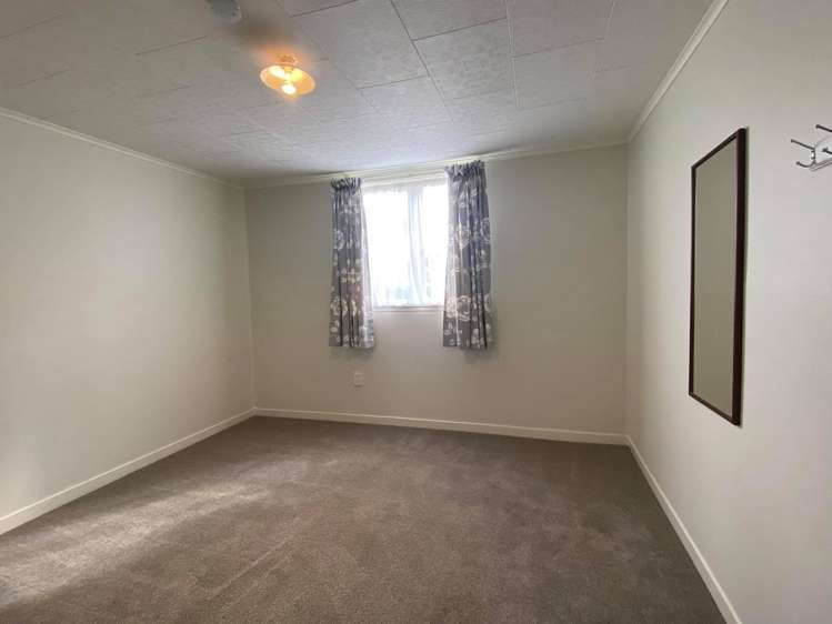 130 Golf Road Titirangi_5