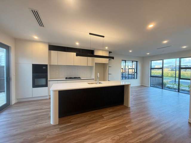 11 Pupu Crescent Karaka_3