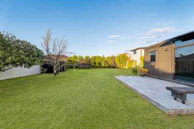 2/19 Macville Road_2