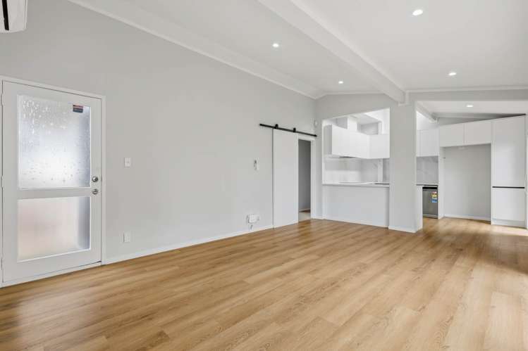 49 Moncrieff Avenue Clendon Park_15