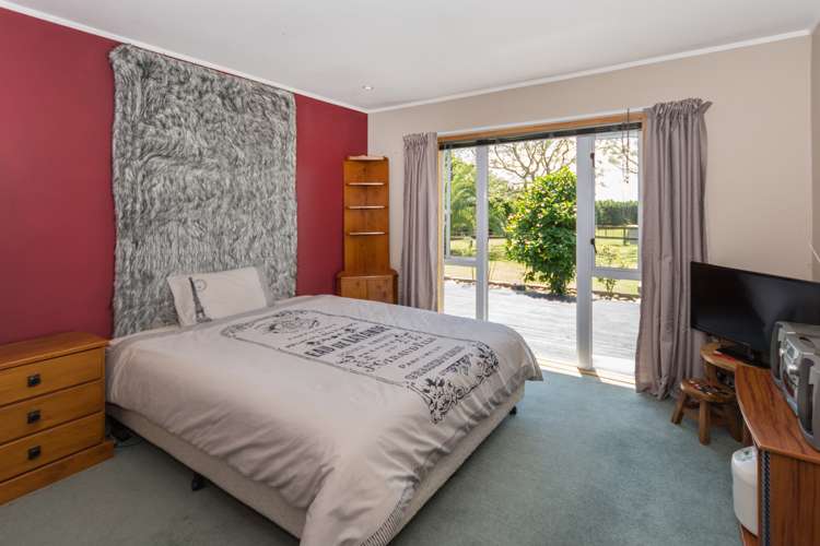 44 Kath Henry Lane Drury_6