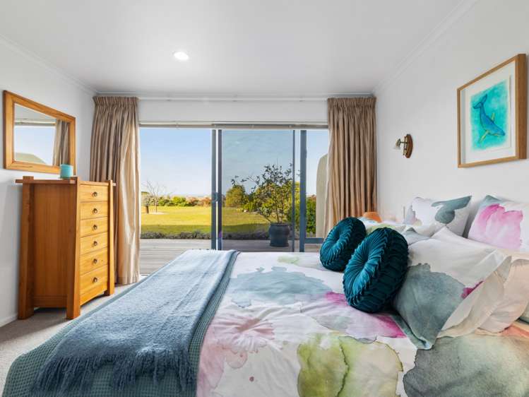 28 Hinepango Drive Rarangi_10