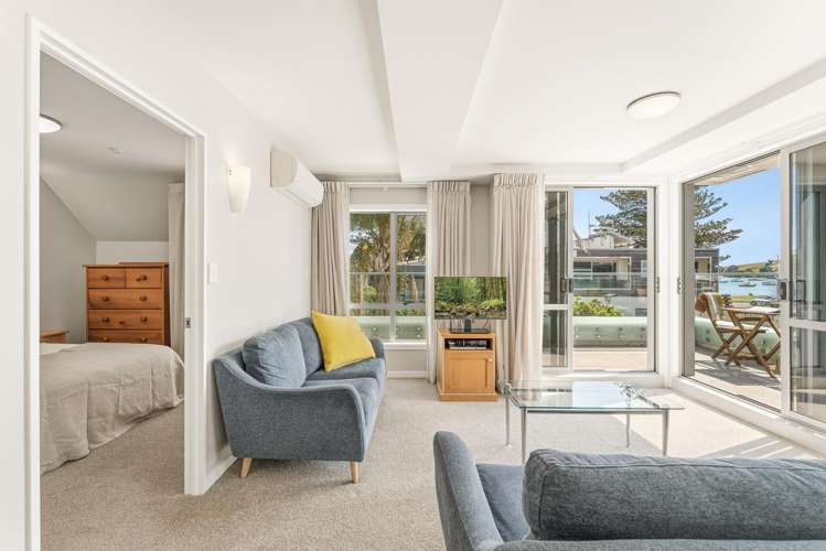 222/36 Victoria Road_1