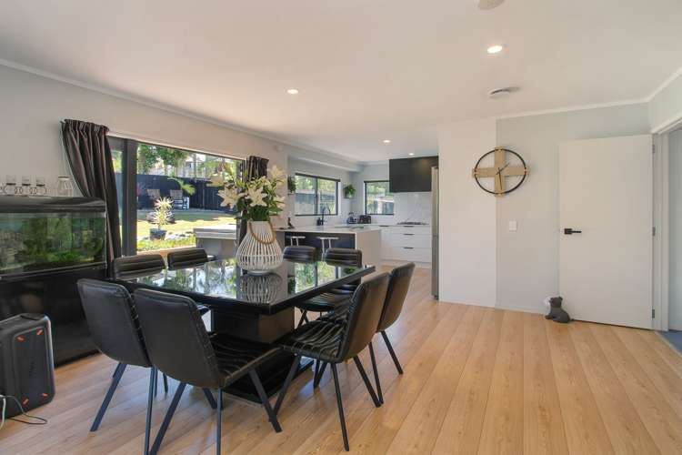 17 Donald Street Stanmore Bay_6