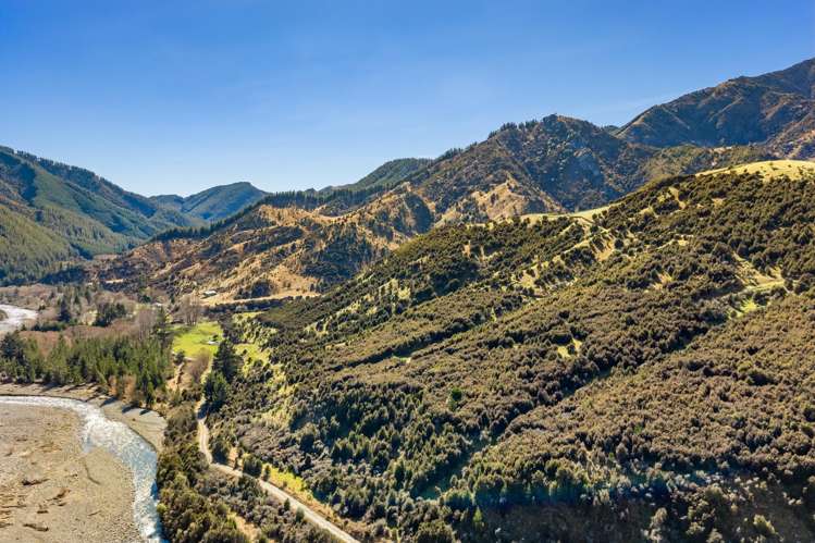 1367 Leatham Road Wairau Valley_29