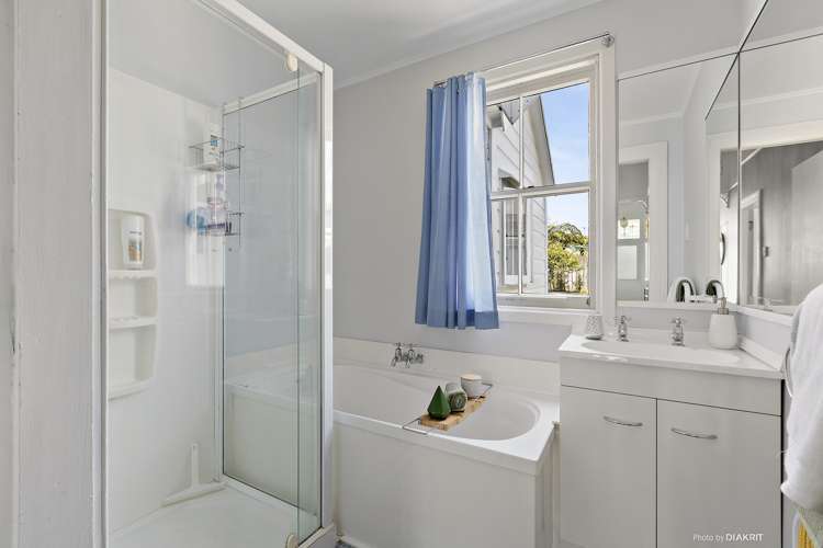 5 Te Wharepouri Street Berhampore_9