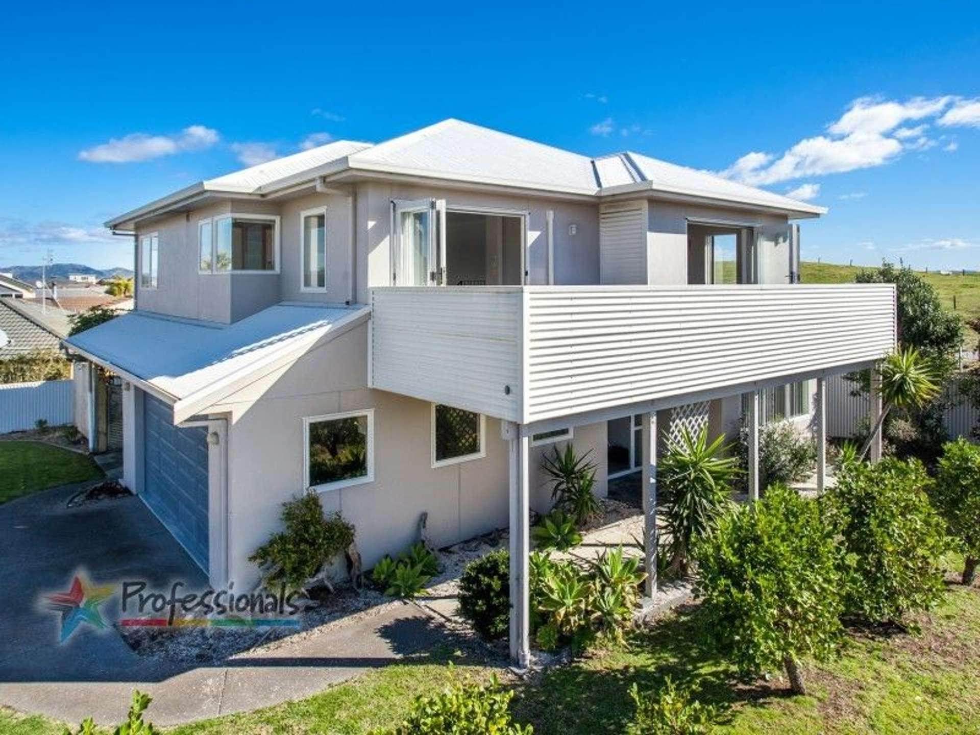 5 Esplanade Rise Coastlands_0