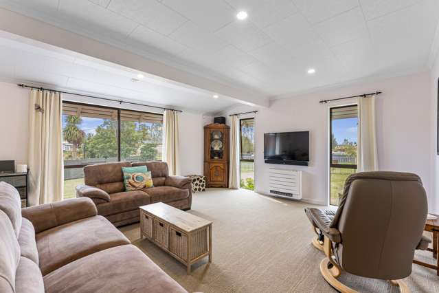 76 Grace Street Sanson_1