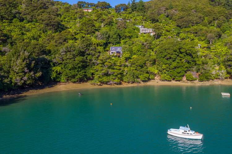 1777 Kenepuru Road Kenepuru Sound_18