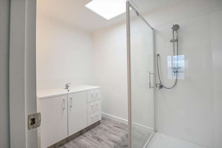 4/804 Saint Aubyn Street_5