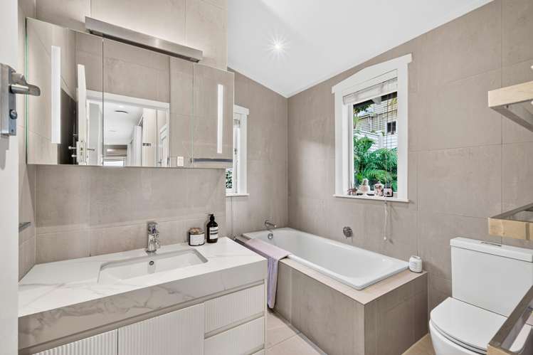 8 Ranui Road Remuera_13