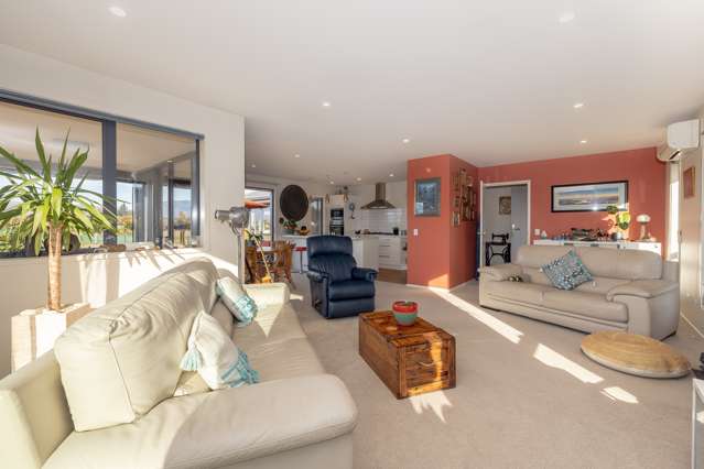 1 Jack Young Place Albert Town_1