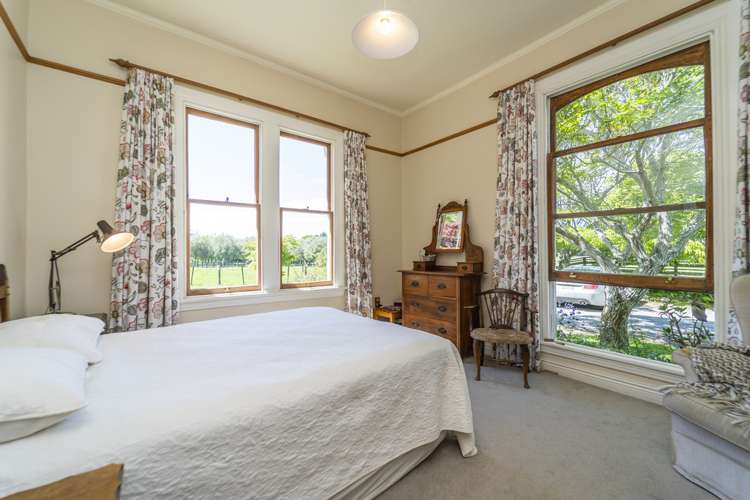 49 Loop Line Opaki_10