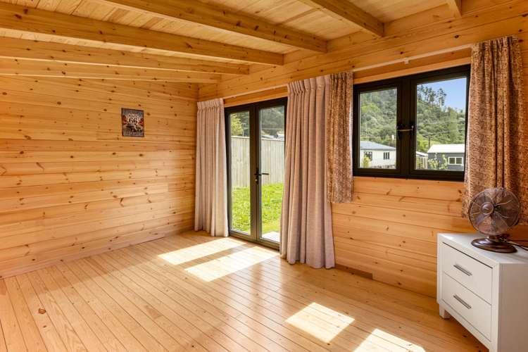 15 Lawrence Street Havelock_21