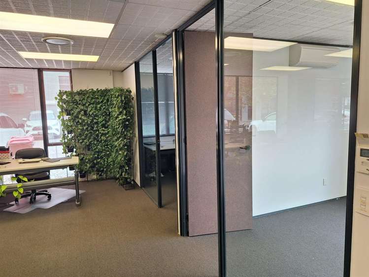 10b Leslie Hills Drive Riccarton_5