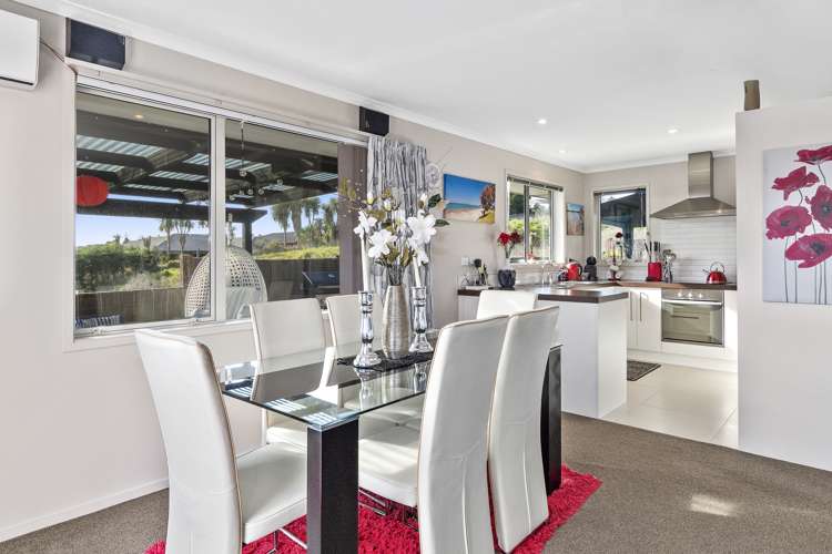 23 Falcon Drive Welcome Bay_13