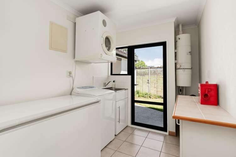 42 Walker Road West Aongatete_19