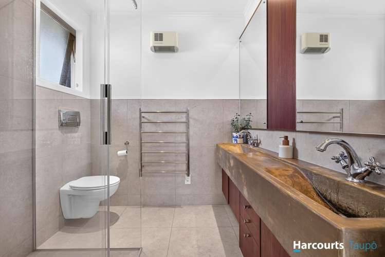 2/34 Tamatea Road Taupo_15
