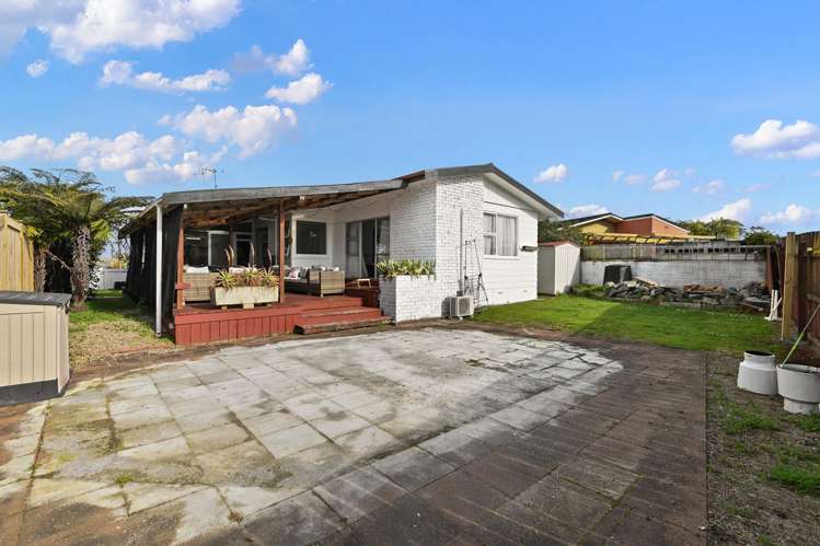 15 Garden Heights Avenue Glenview_15