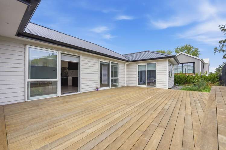 17 Smithson Street Milldale_18