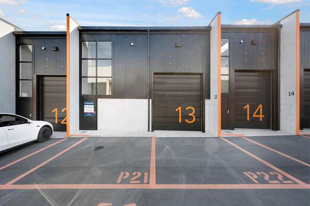 13/74 Westpoint Drive Hobsonville_1