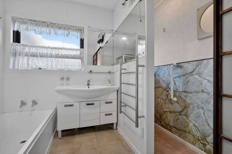 35 Kia Ora Road Beach Haven_16