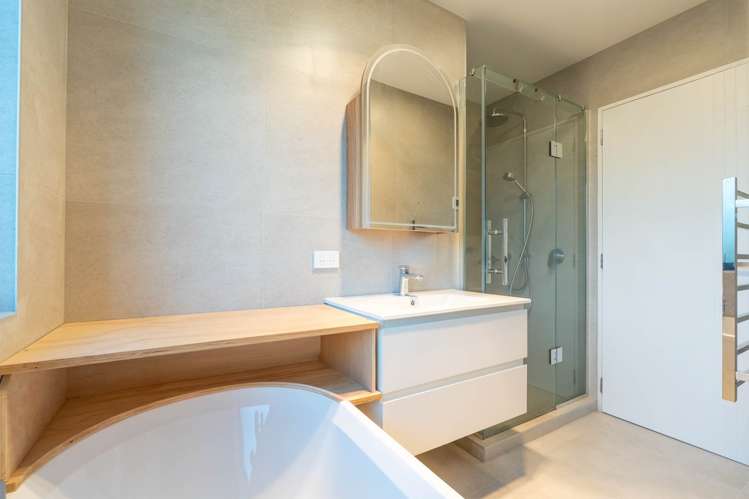 9A Penguin Drive Murrays Bay_13