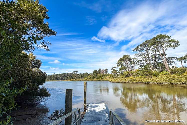 102 Pohutukawa Parade Riverhead_25