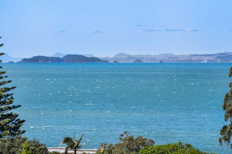 45 Cochrane Avenue Arkles Bay_16