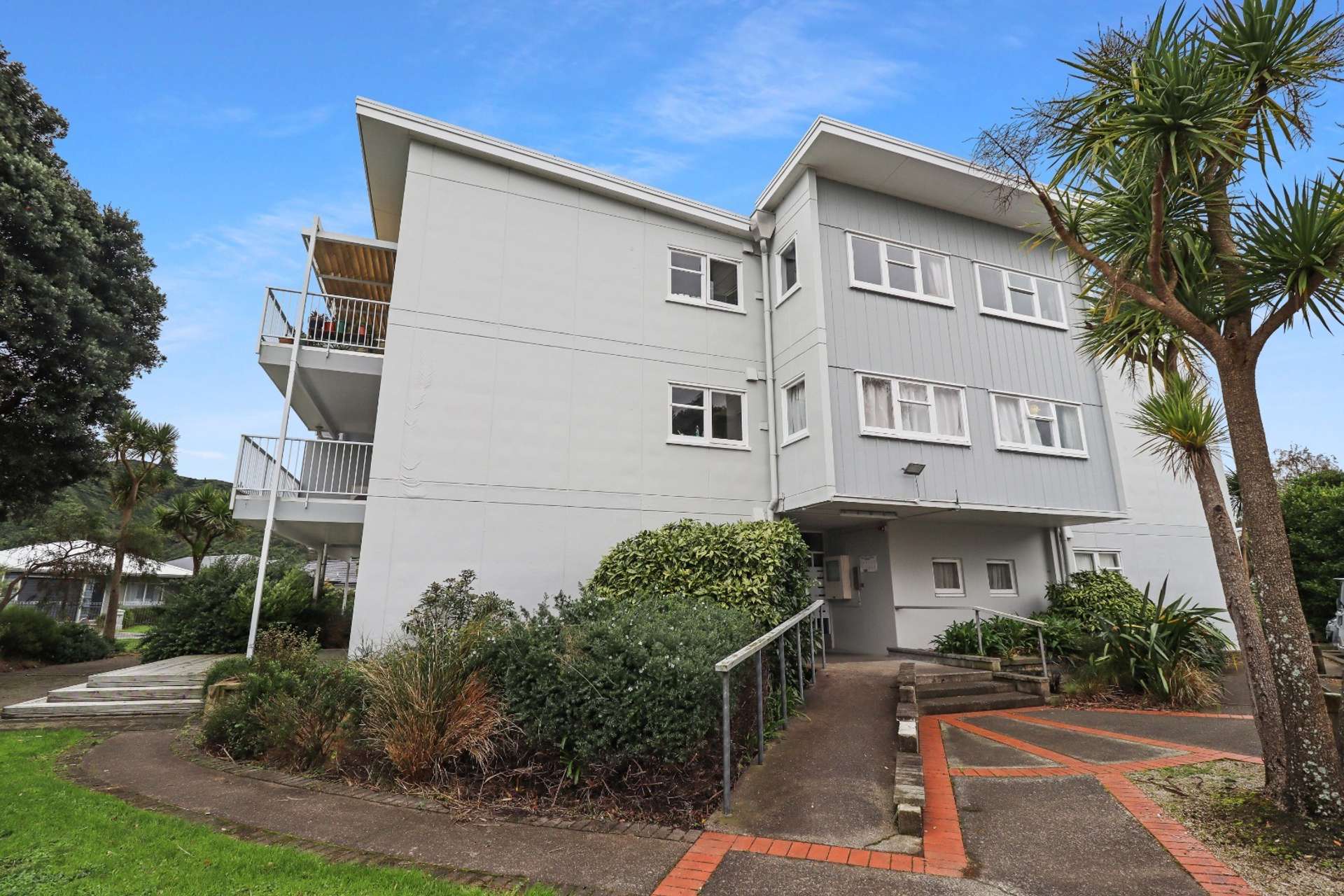 10/1356 High Street | 1353 | Lower Hutt City | Houses for Rent - OneRoof