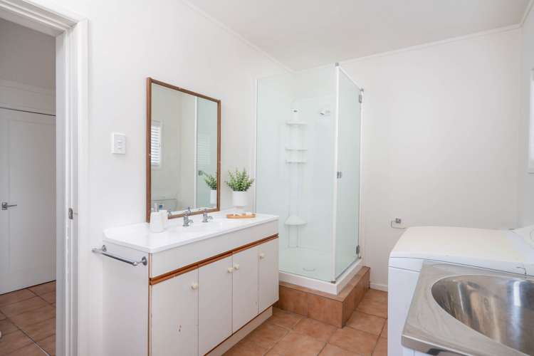 6 Liston Avenue Hilltop_5