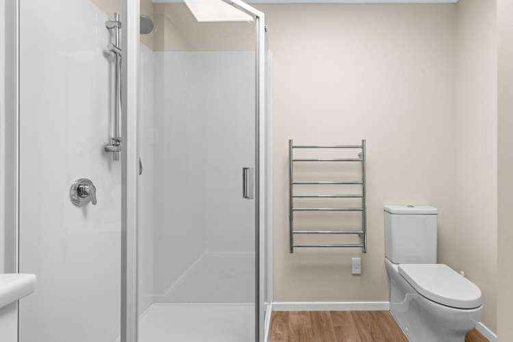 2/32 Meeanee Quay Westshore_13