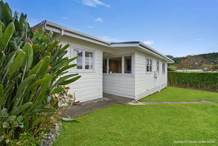 352 Main Sh25 Road Tairua_28